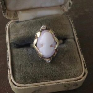 Vintage Silhouette Ring